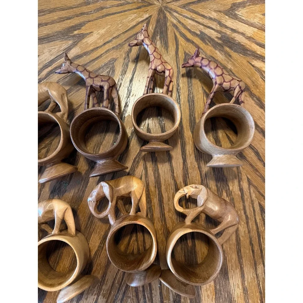 14pc Hand Carved Wooden African Safari Animal Napkin Rings Elephant Giraffe Lion